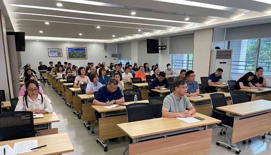 888.3net新浦京游戏举办公文写作规范与数智化校园提升专题讲座